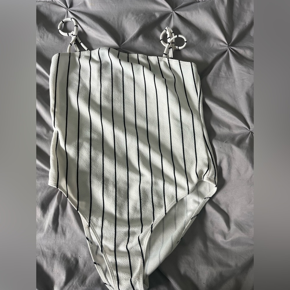 Body Suits - Picture 2 of 3